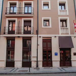 Hotel El Nogal